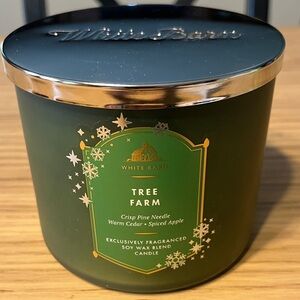 Bath & Body Works White Barn 3 Wick Candle. Tree Farm.